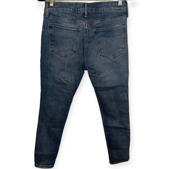 EUC Old Navy Super Skinny Jeans - Picture 2 of 4